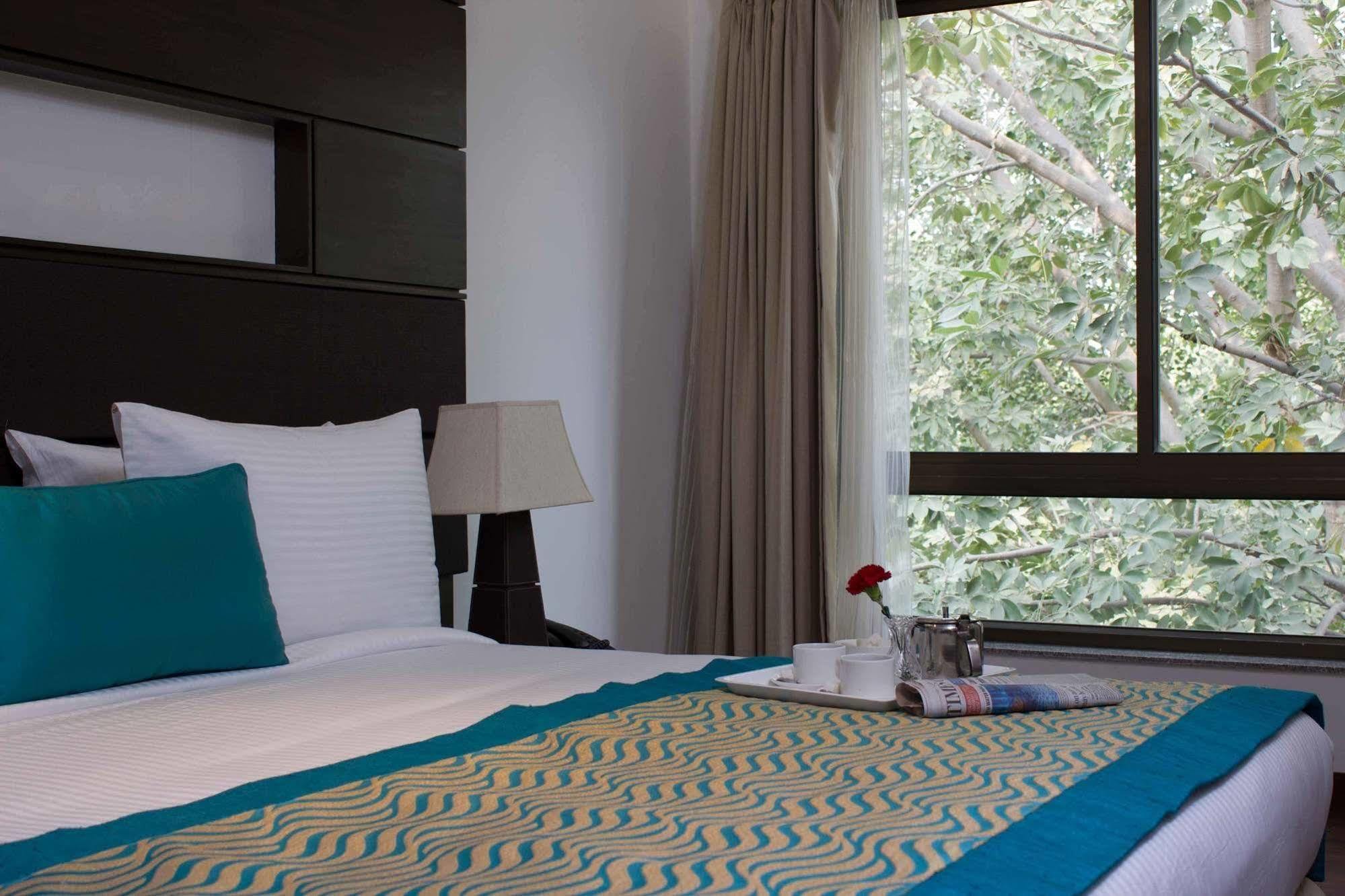 Stately Suites Mg Road Gurgaon Exterior photo